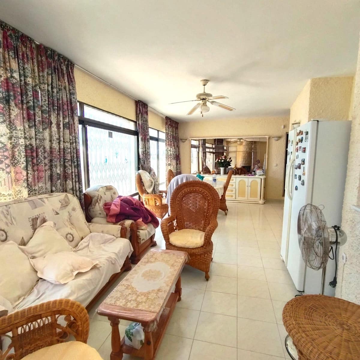 4 sypialnia Willa na sprzedaż w El Chaparral z basenem - 499 900 € (Ref: 3713371)