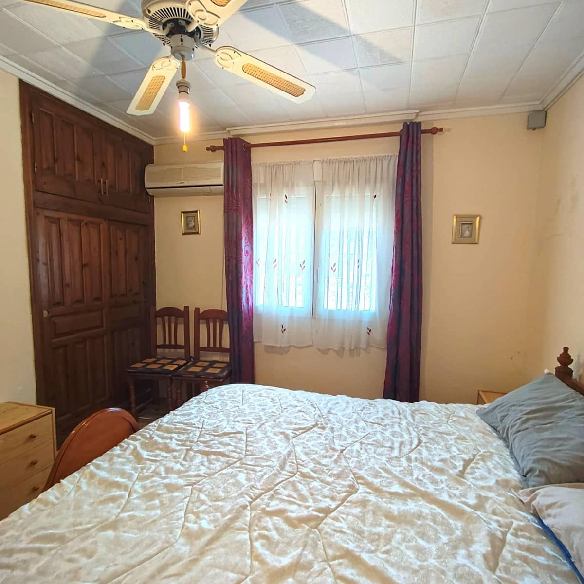 4 sypialnia Willa na sprzedaż w El Chaparral z basenem - 499 900 € (Ref: 3713371)