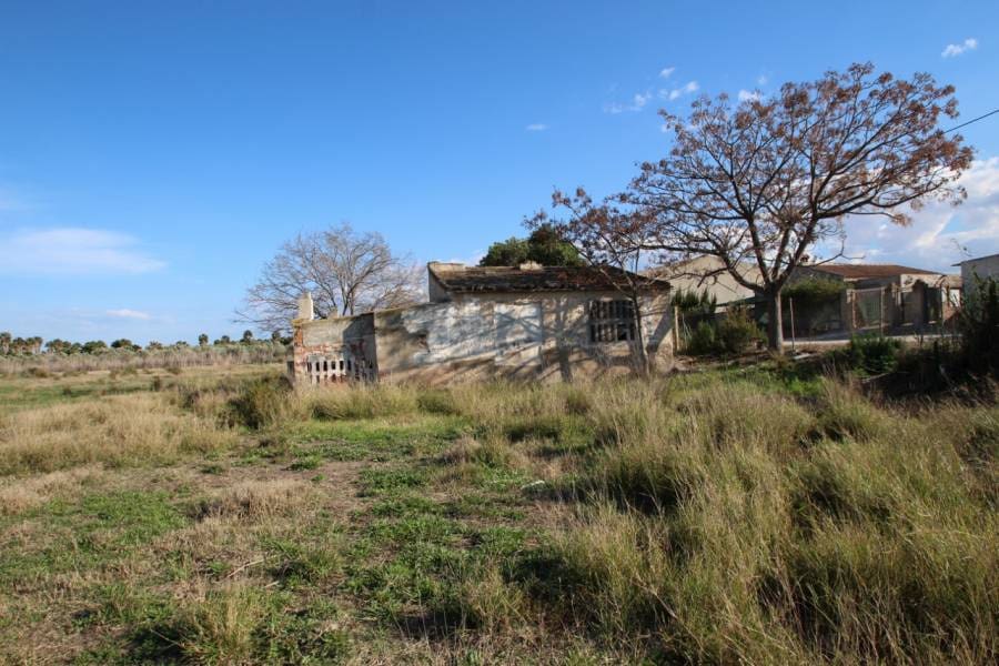 Finca/Herregård til salgs i Elche / Elx - € 49 900 (Ref: 3713391)