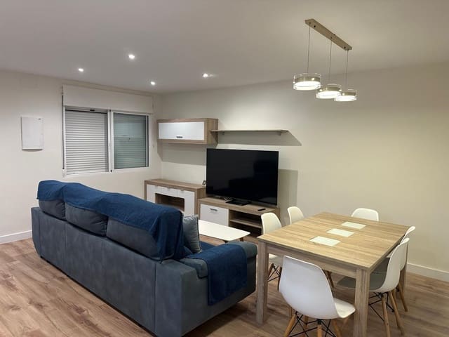 5 quarto Moradia para arrendamento para férias em La Siesta, Torrevieja com piscina Garagem - 1 610 € (Ref: 5086097)