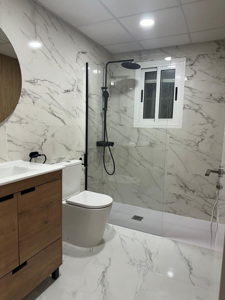 5 makuuhuone Huvila lomavuokrausta paikassa La Siesta mukana uima-altaan 
autotalli - 1 610 € (Ref: 5086097)