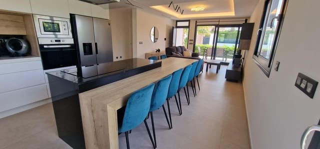 3 bedroom Villa for rent in La Siesta, Torrevieja with pool - € 3,000 (Ref: 7382734)