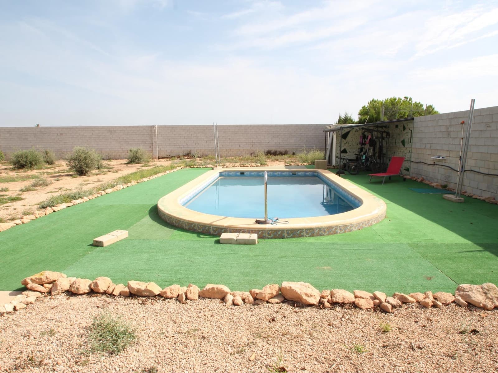 2 slaapkamer Finca/Landhuis te koop in Torrevieja met zwembad garage - € 263.900 (Ref: 7811926)