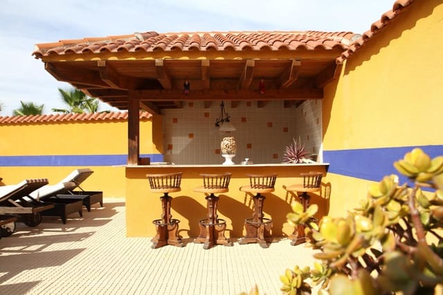 6 sypialnia Finka/Dom wiejski na sprzedaż w San Miguel de Salinas z basenem - 890 000 € (Ref: 8202951)