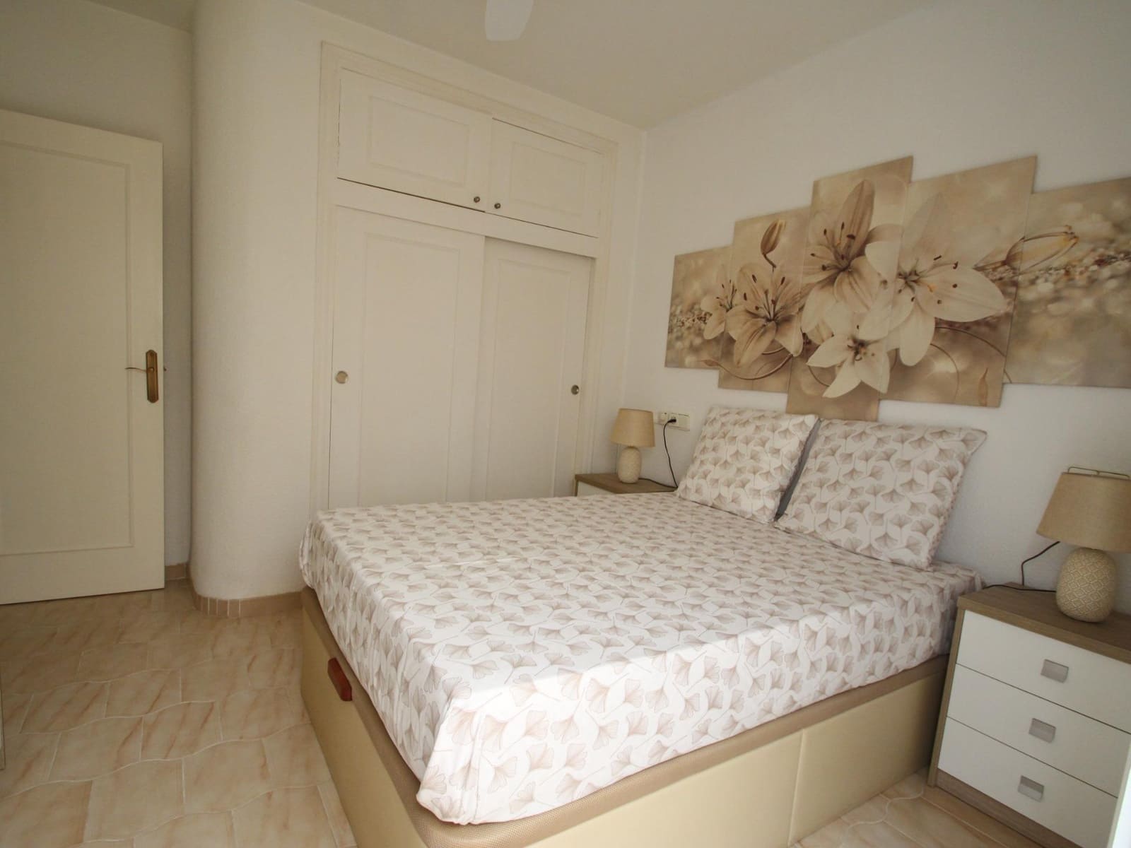 1 soverom Bungalow til leie i El Chaparral med svømmebasseng - € 550 (Ref: 8432749)