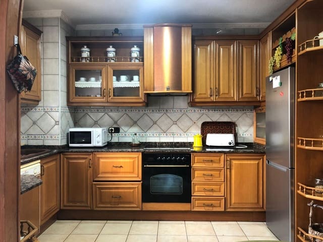 4 bedroom Apartment for sale in Playa del Cura, Torrevieja - € 496,900 (Ref: 8491011)