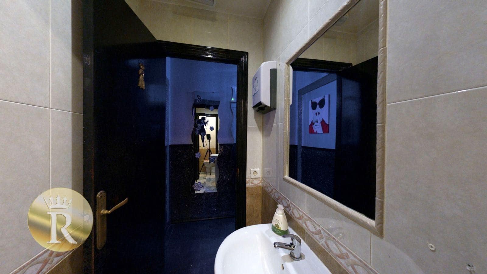 21 soveværelse Guesthouse/B & B til salg i Torrevieja - € 950.000 (Ref: 8552158)