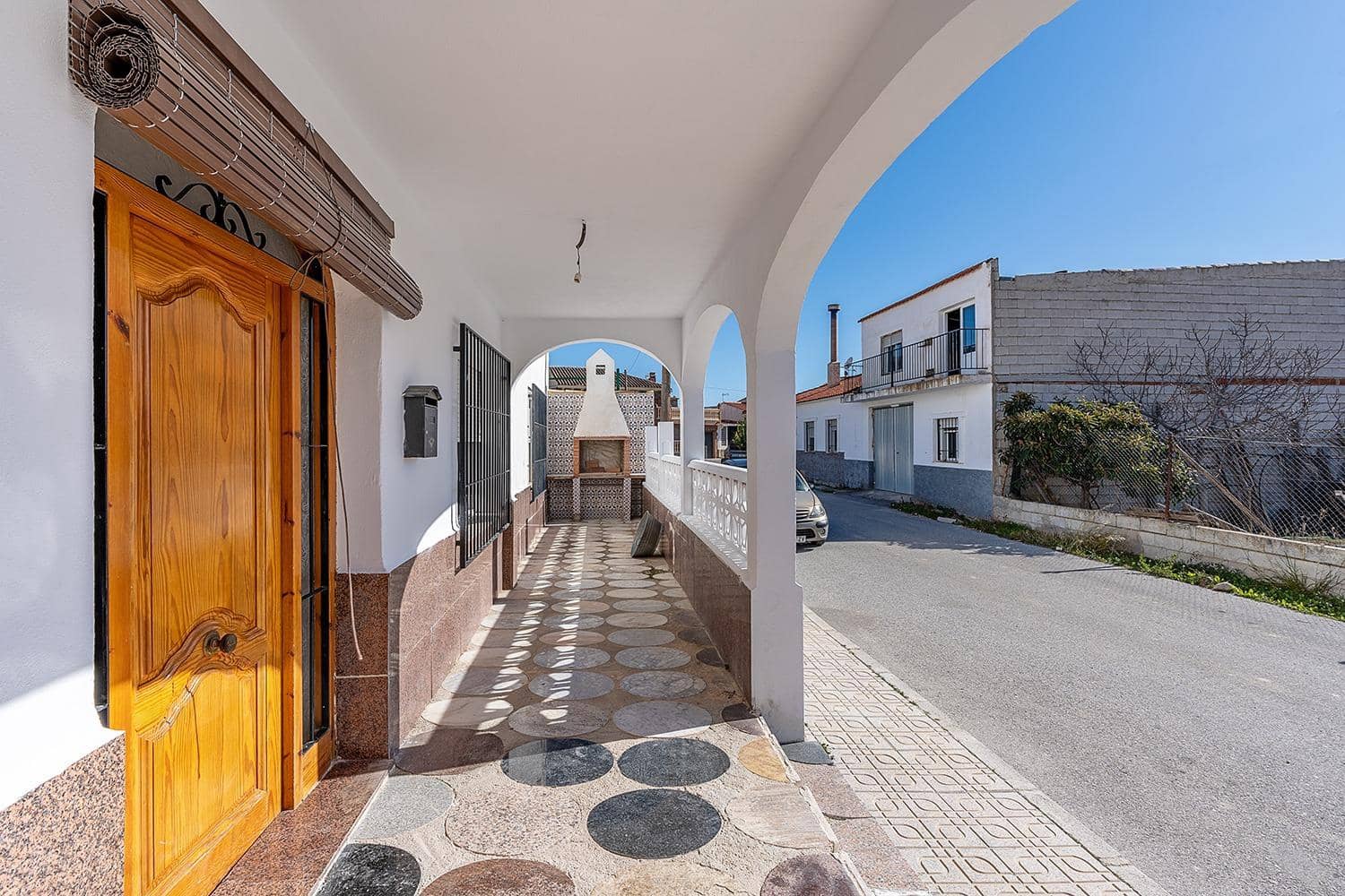 11 soveværelse Finca/Landehus til salg i Cortes de Baza med garage - € 120.000 (Ref: 8928906)