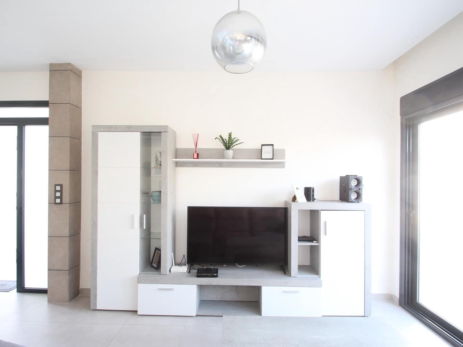 3 sypialnia Willa do wynajęcia w La Siesta z basenem - 2 500 € (Ref: 8968578)