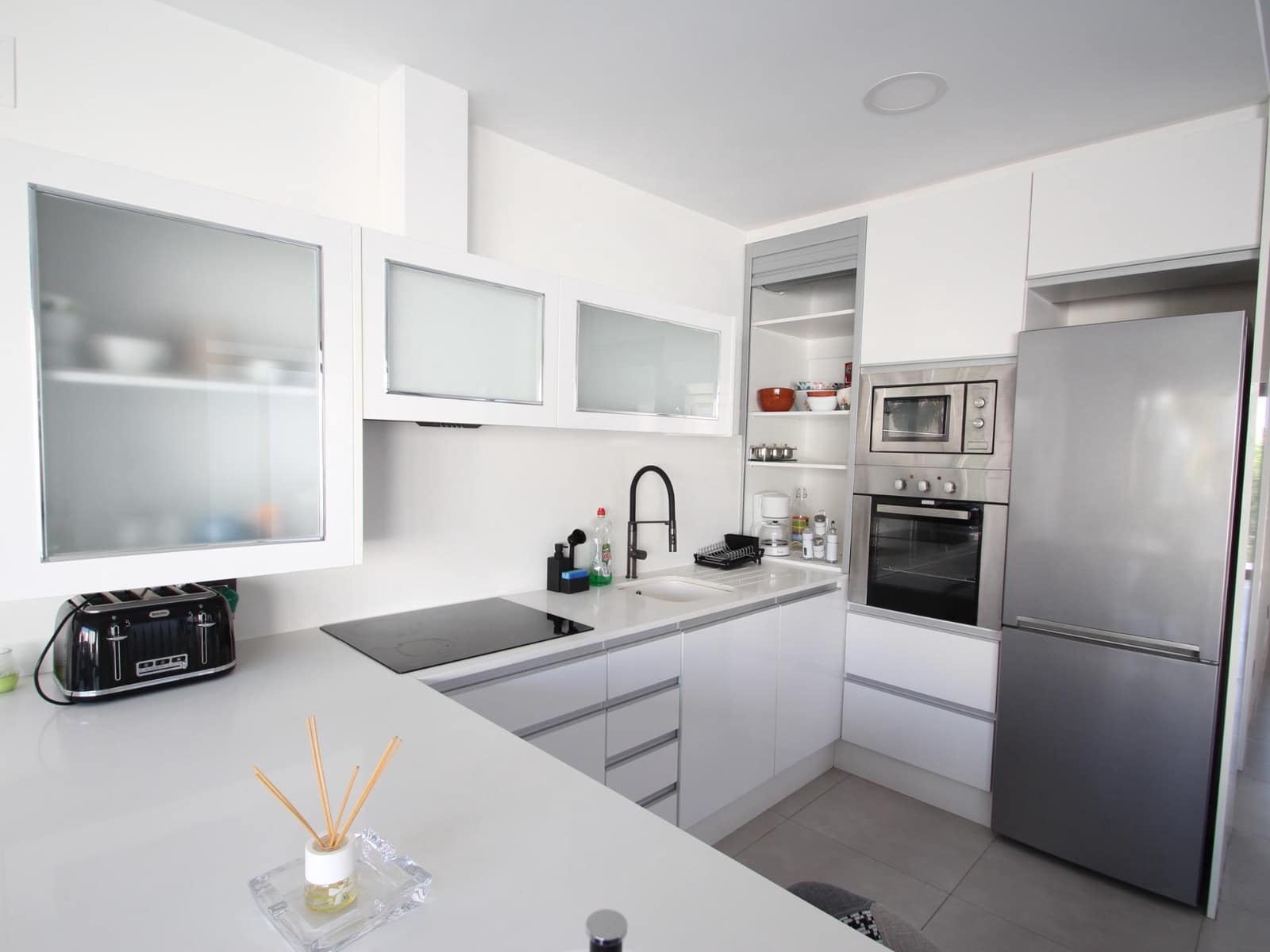 3 sypialnia Willa do wynajęcia w La Siesta z basenem - 2 500 € (Ref: 8968578)