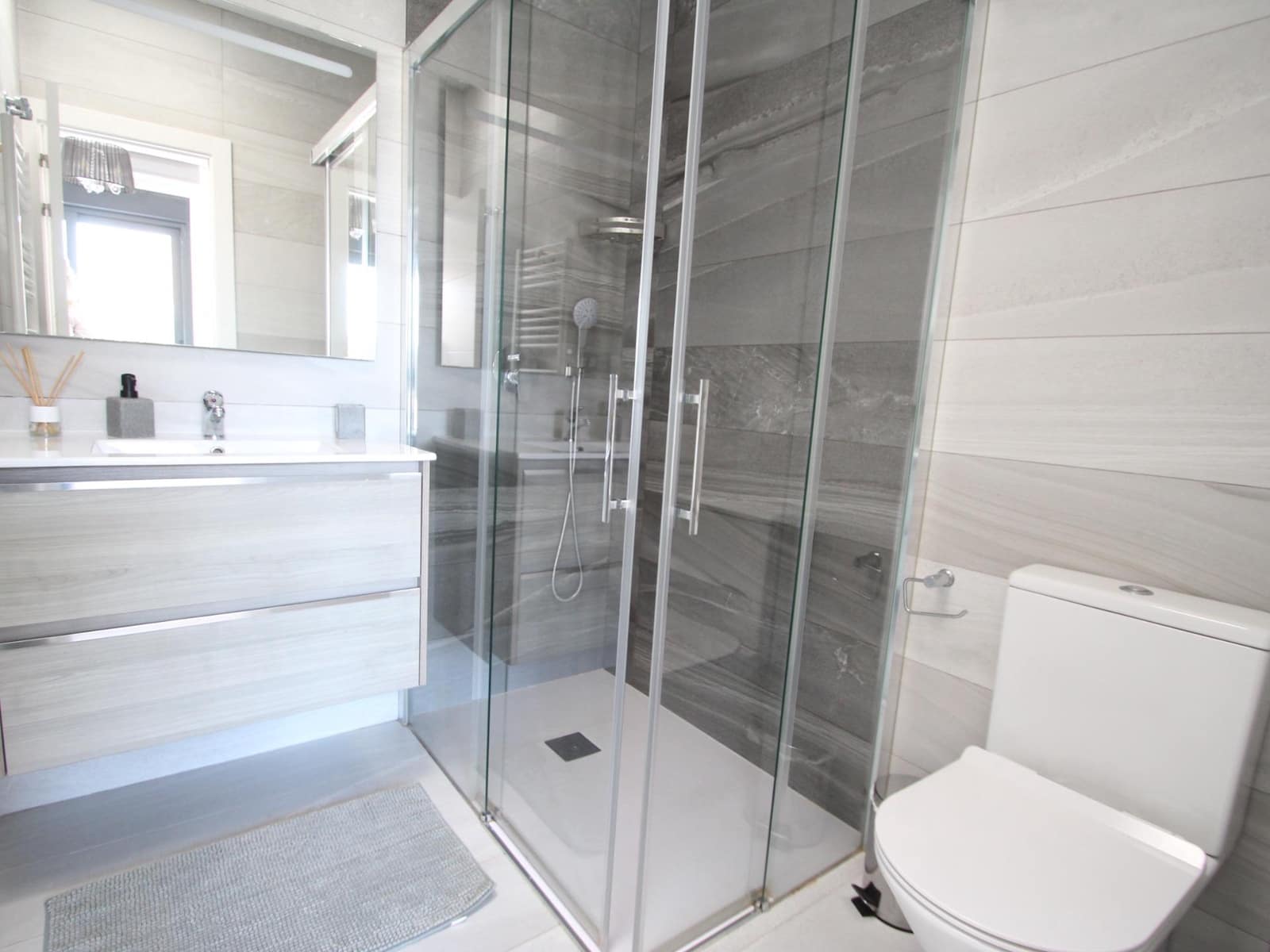 3 sypialnia Willa do wynajęcia w La Siesta z basenem - 2 500 € (Ref: 8968578)