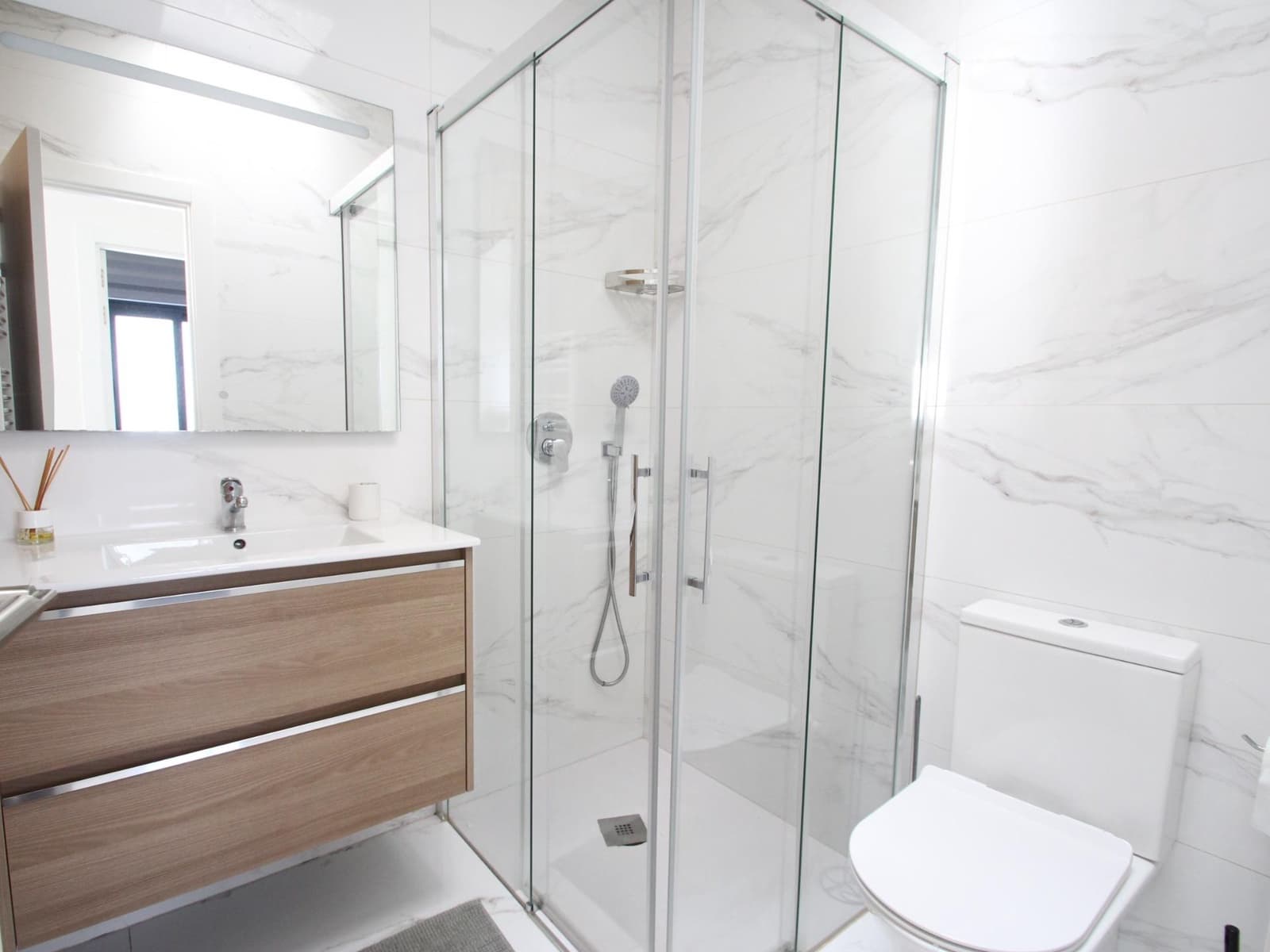 3 sypialnia Willa do wynajęcia w La Siesta z basenem - 2 500 € (Ref: 8968578)