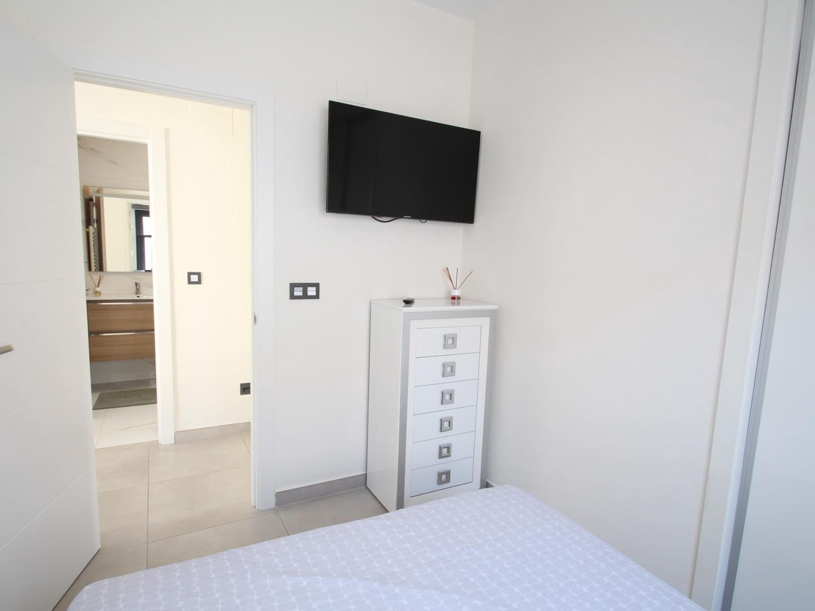 3 sypialnia Willa do wynajęcia w La Siesta z basenem - 2 500 € (Ref: 8968578)