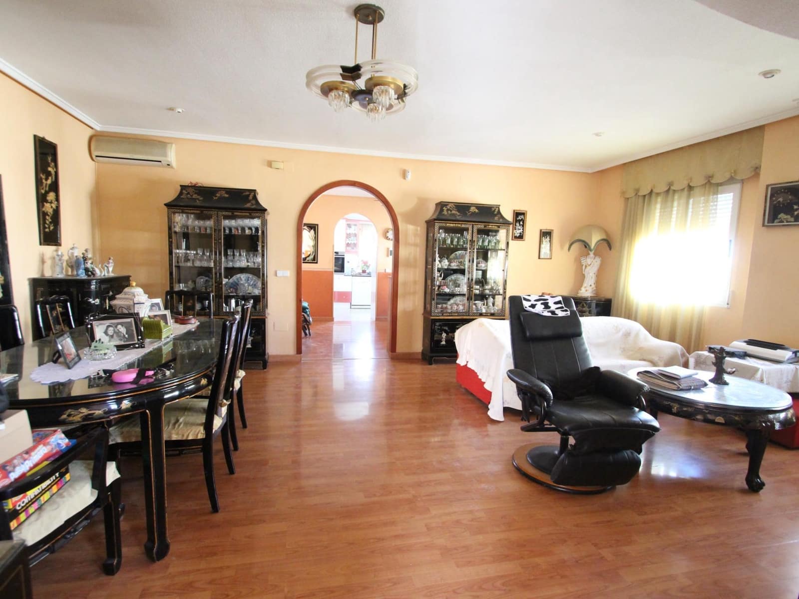 6 soveværelse Villa til salg i San Luis med swimmingpool garage - € 474.900 (Ref: 8976328)