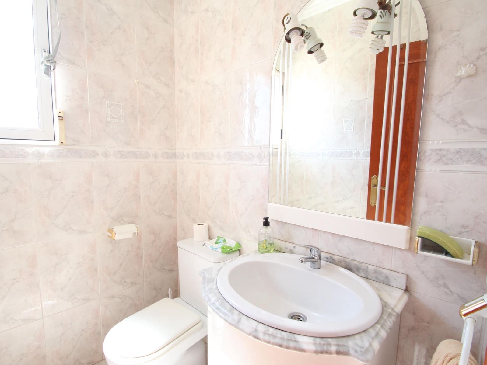 6 soveværelse Villa til salg i San Luis med swimmingpool garage - € 474.900 (Ref: 8976328)