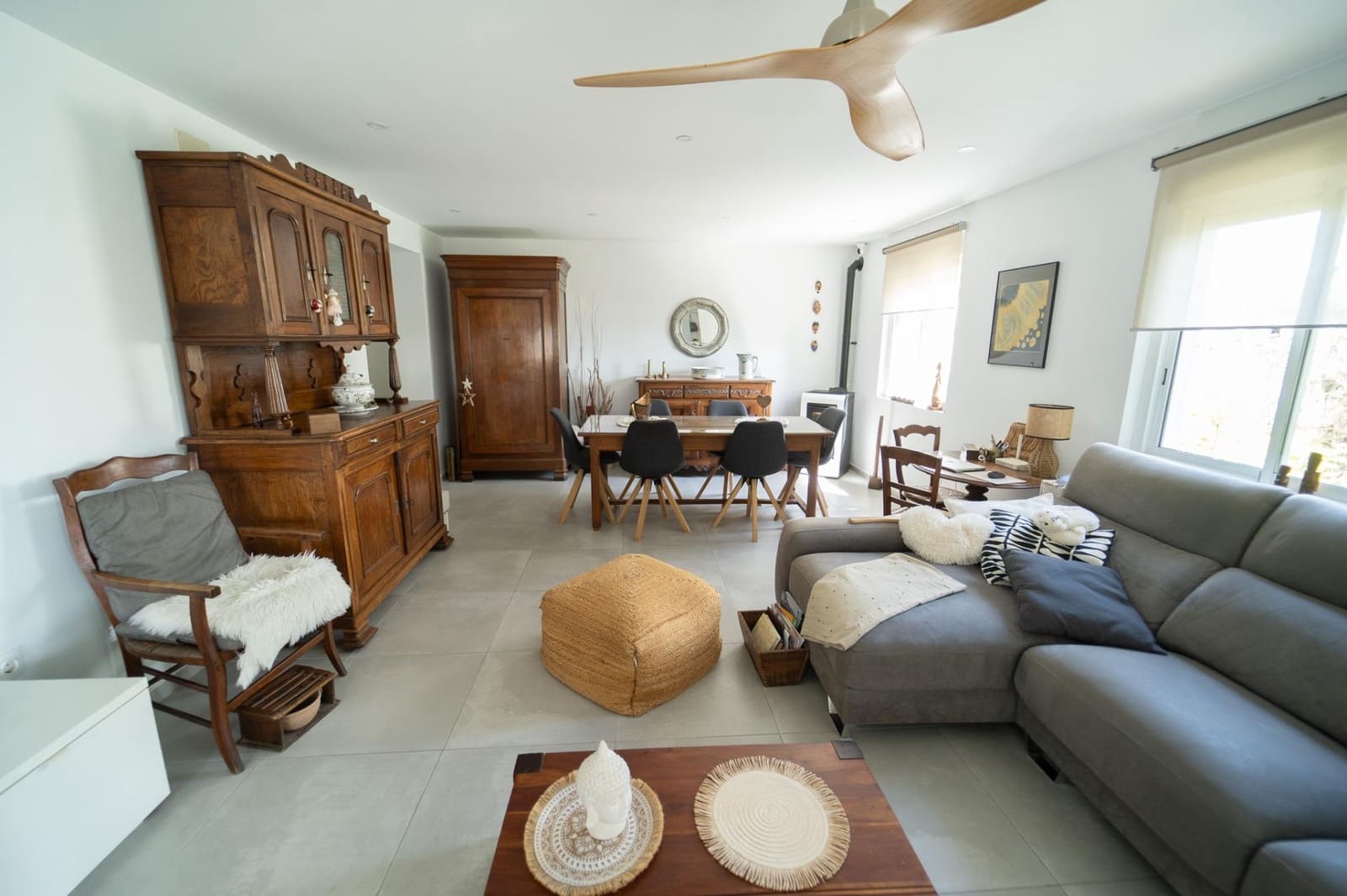 4 soveværelse Villa til salg i La Siesta med swimmingpool - € 495.000 (Ref: 8982551)