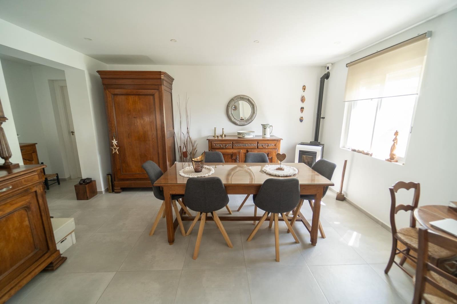 4 soveværelse Villa til salg i La Siesta med swimmingpool - € 495.000 (Ref: 8982551)