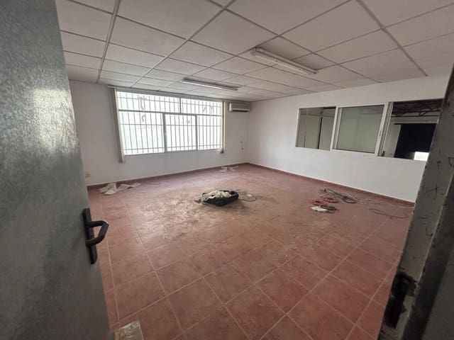 Entreprise à vendre à Dolores - 275 000 € (Ref: 9020718)