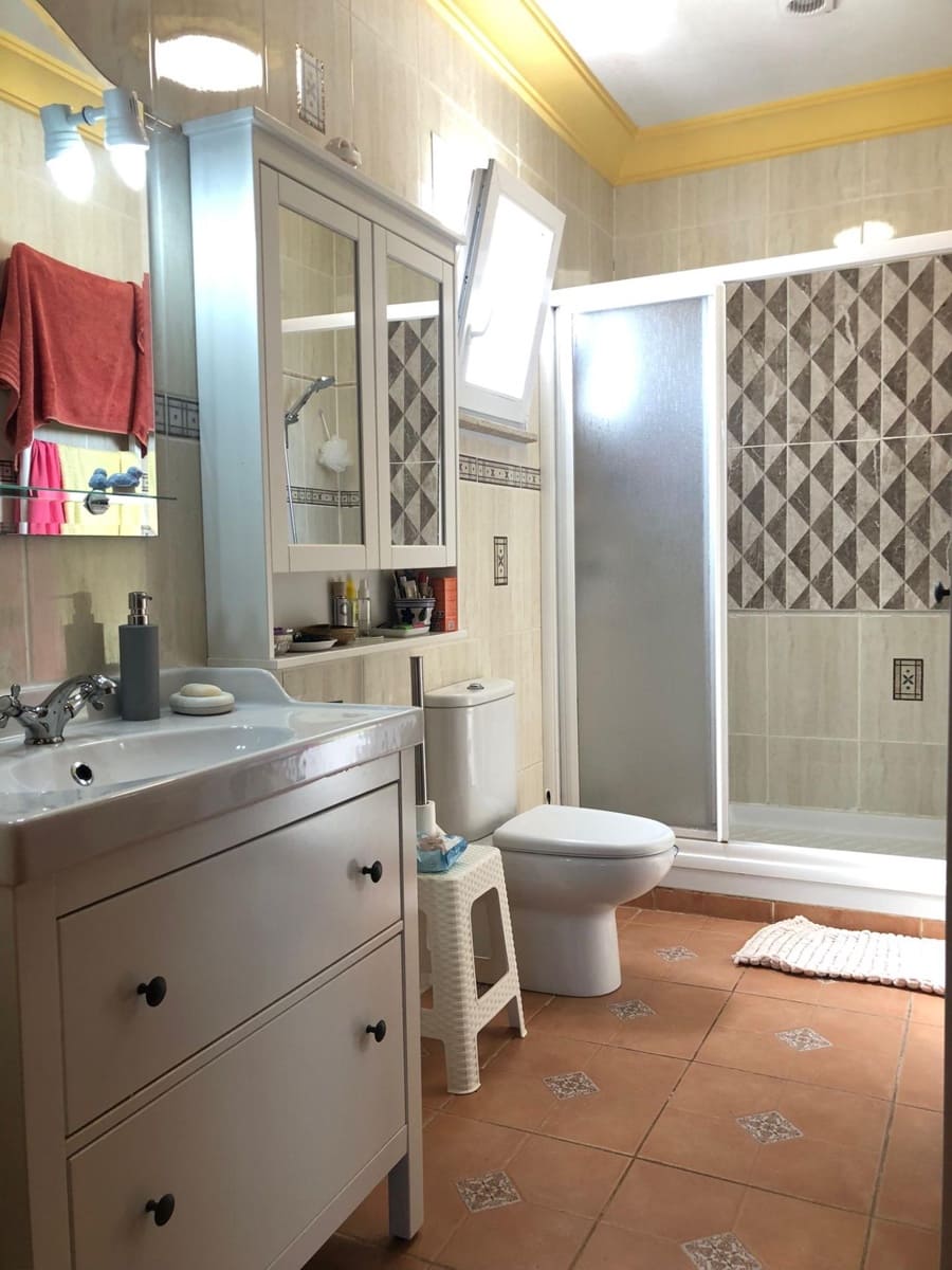 4 soveværelse Finca/Landehus til salg i Orihuela med swimmingpool - € 299.900 (Ref: 9023758)