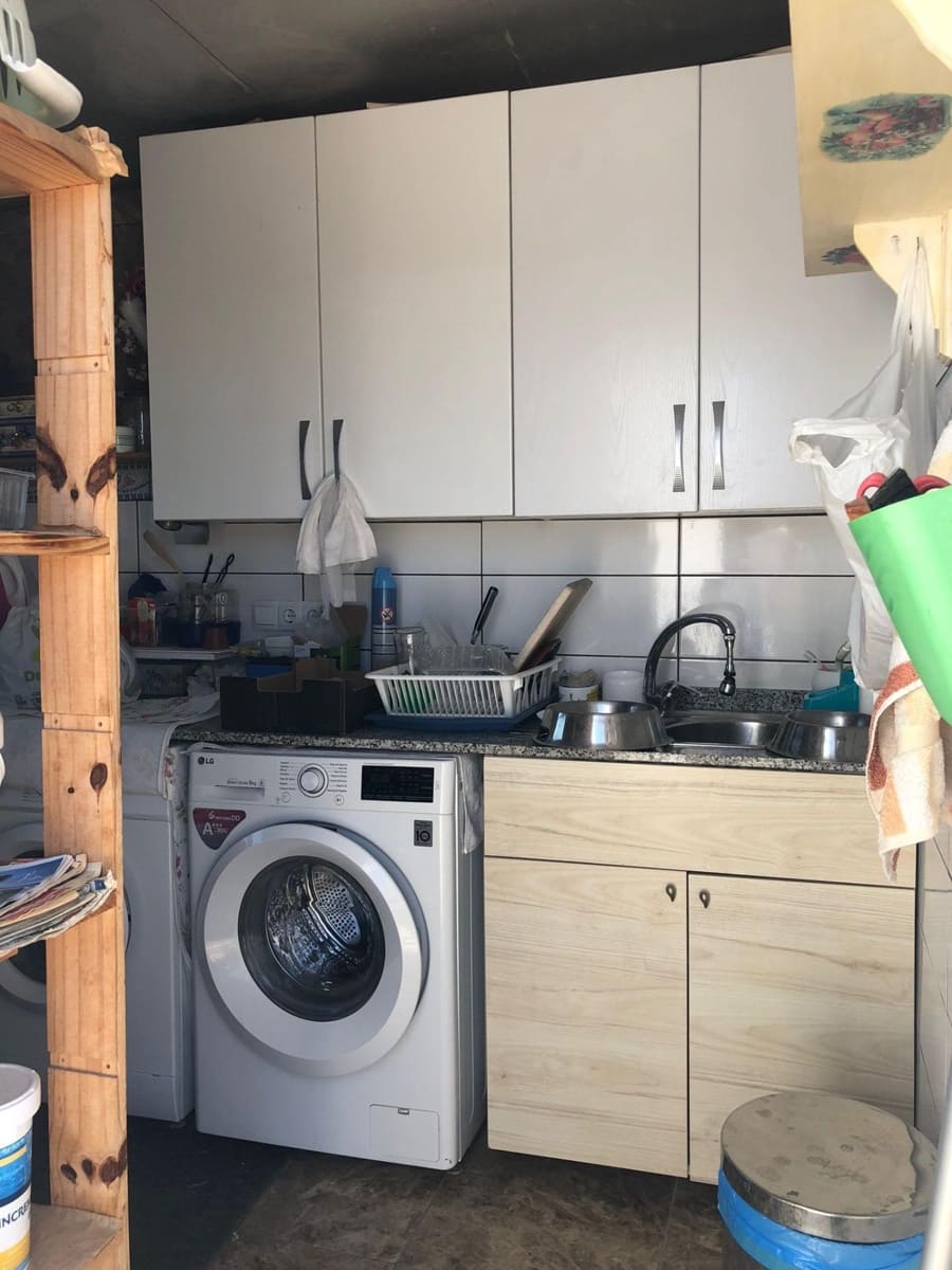 4 soveværelse Finca/Landehus til salg i Orihuela med swimmingpool - € 299.900 (Ref: 9023758)