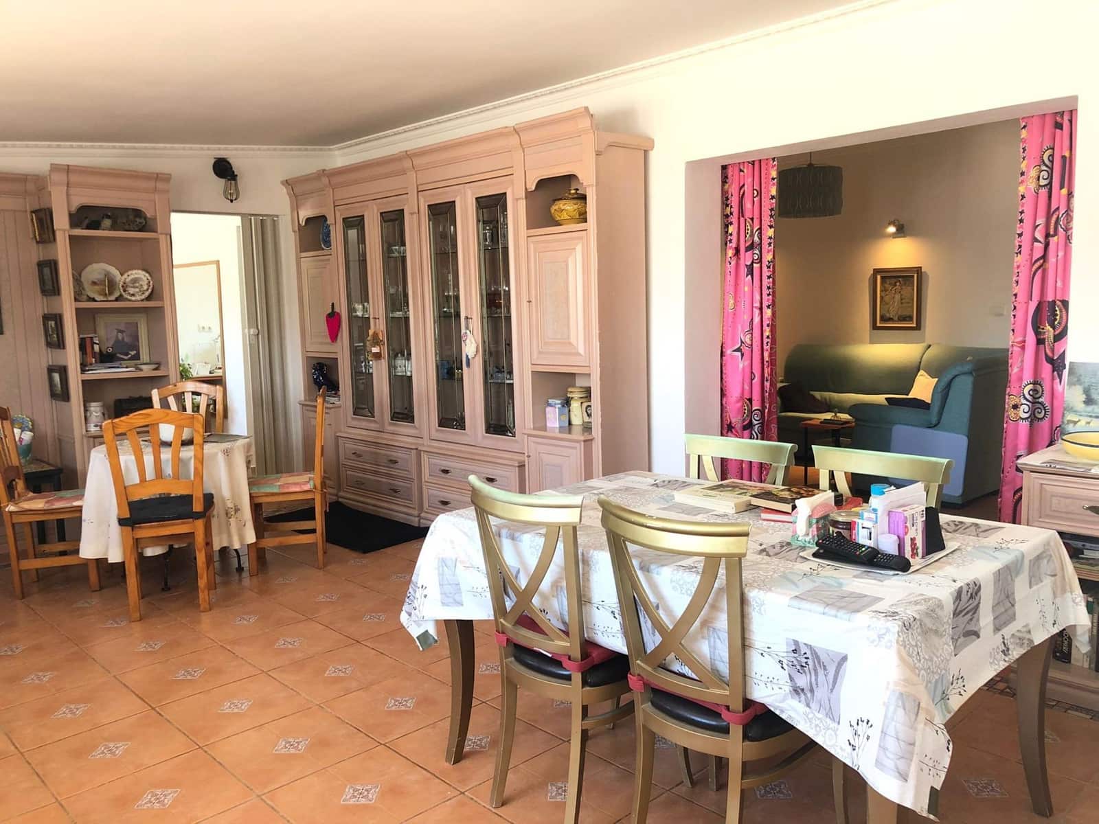 4 soveværelse Finca/Landehus til salg i Orihuela med swimmingpool - € 299.900 (Ref: 9023758)