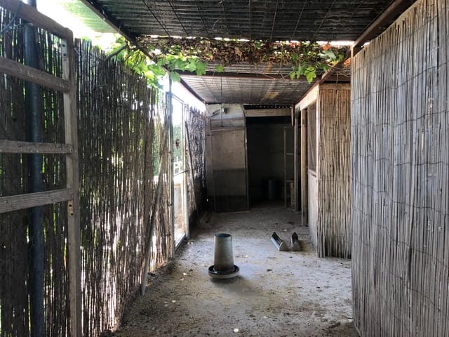 4 bedroom Finca/Country House for sale in Molins - Campaneta - San Bartolomé, Orihuela with pool - € 299,900 (Ref: 9023758)