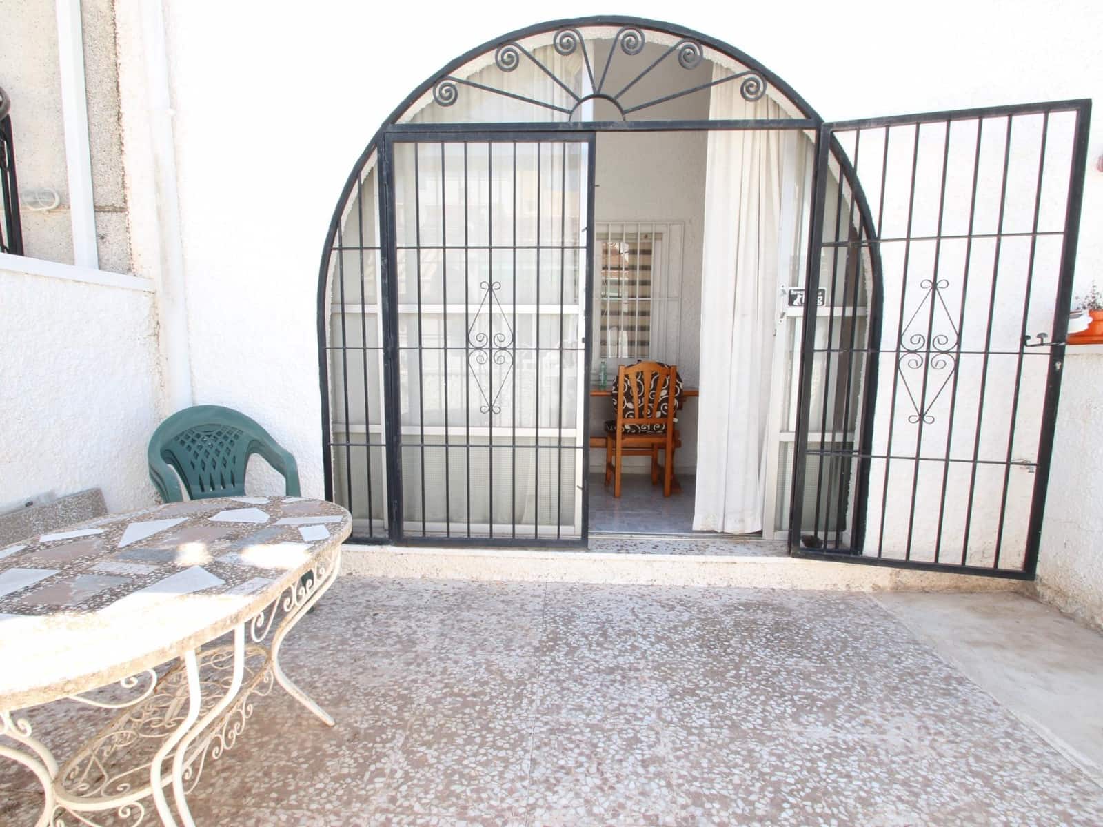 Bungalow de 2 habitaciones en La Siesta en venta - 129.900 € (Ref: 9023760)
