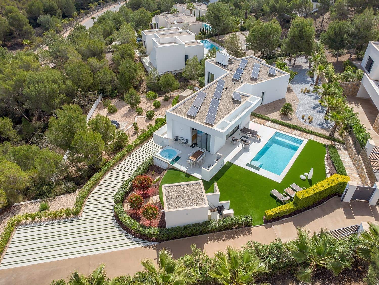 4 soverom Villa til salgs i Las Colinas Golf med svømmebasseng garasje - € 1 450 000 (Ref: 9049059)