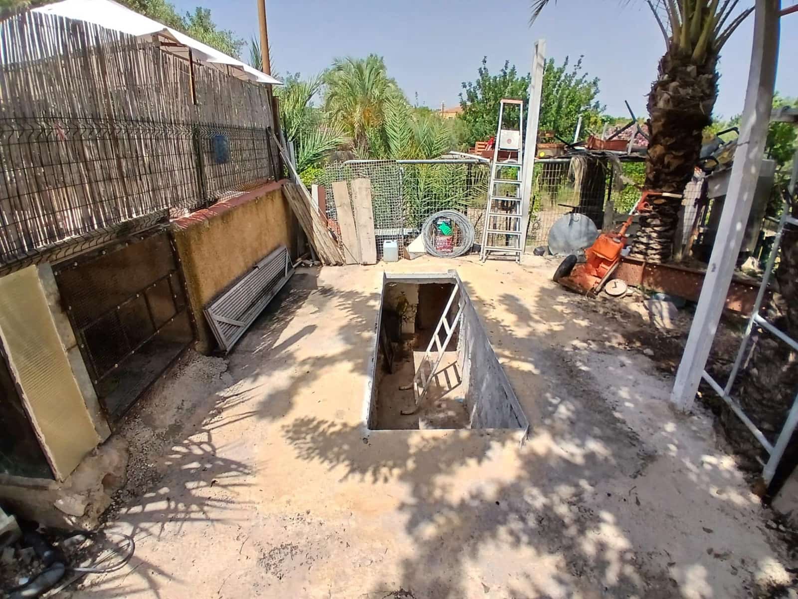 9 soveværelse Finca/Landehus til salg i Albatera - € 359.900 (Ref: 9068960)