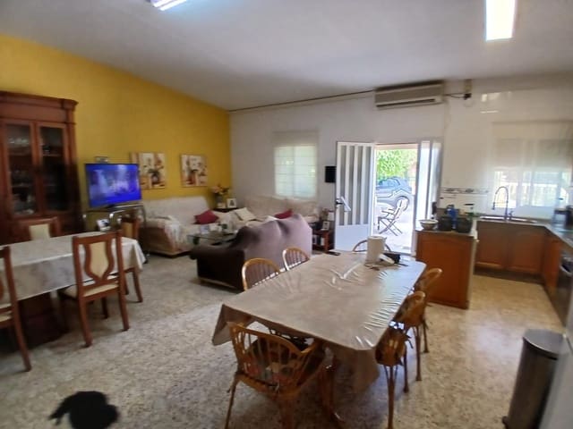 9 quarto Quinta/Casa Rural para venda em Albatera - 359 900 € (Ref: 9068960)