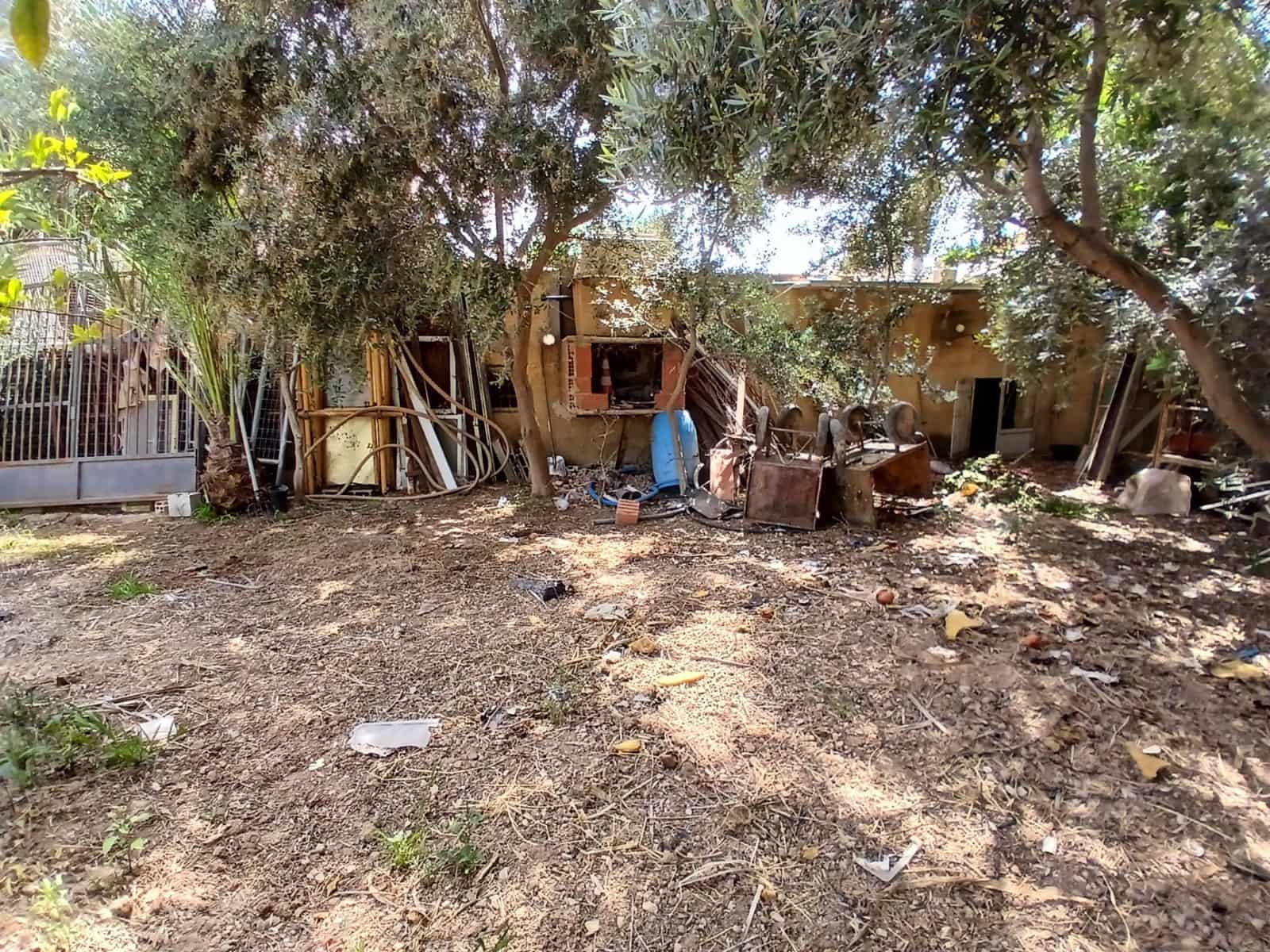 9 soveværelse Finca/Landehus til salg i Albatera - € 359.900 (Ref: 9068960)