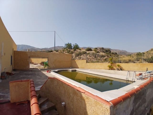 3 quarto Quinta/Casa Rural para venda em Crevillente / Crevillent com piscina - 299 900 € (Ref: 9068962)