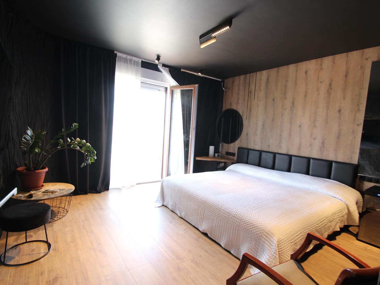 3 soveværelse Villa til salg i San Luis med swimmingpool - € 589.900 (Ref: 9128522)