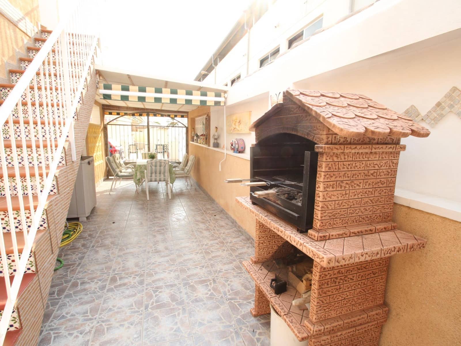 3 soveværelse Bungalow til salg i Torrevieja med swimmingpool - € 169.900 (Ref: 9187148)