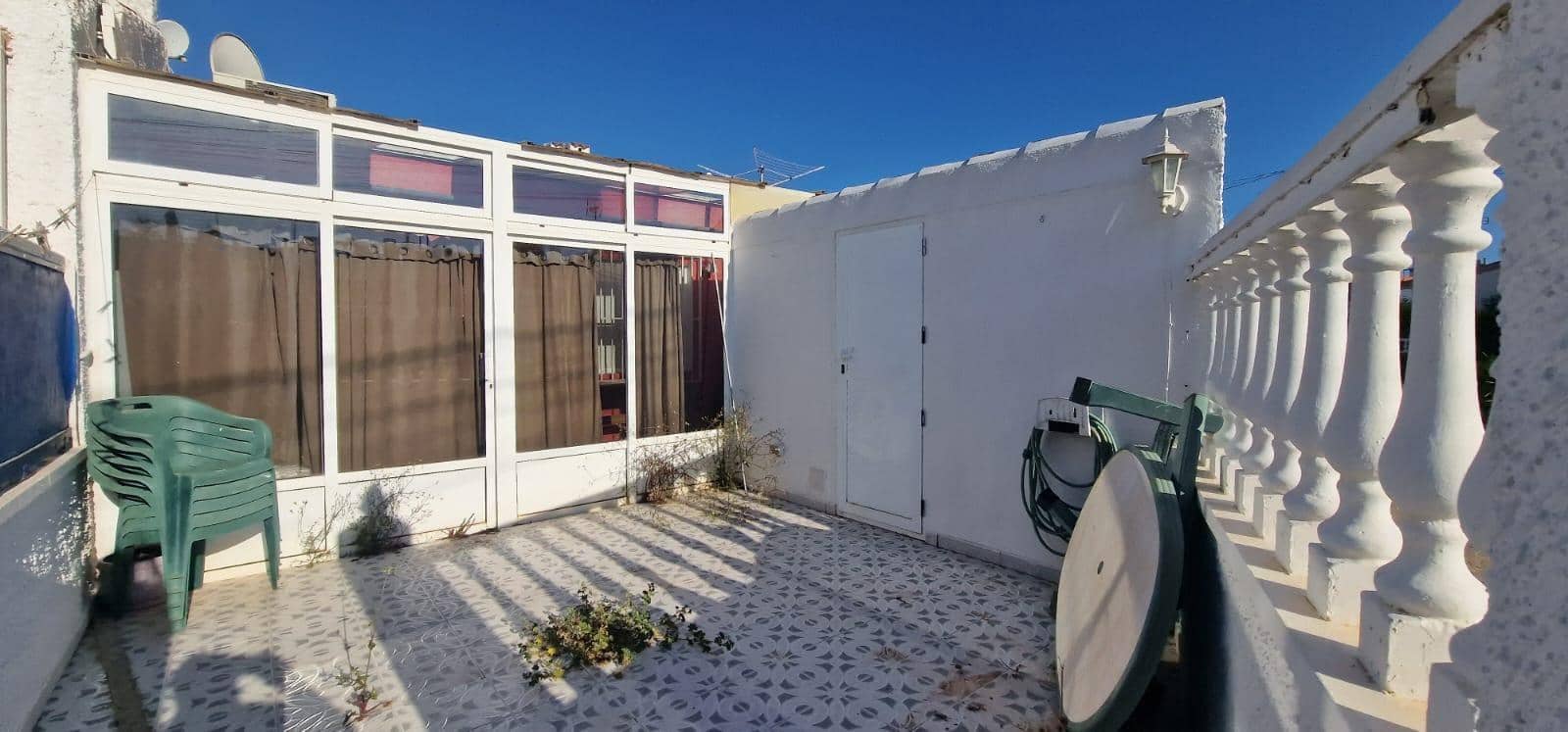 2 makuuhuone Bungalow myytävänä paikassa Torrevieja - 114 900 € (Ref: 9318010)