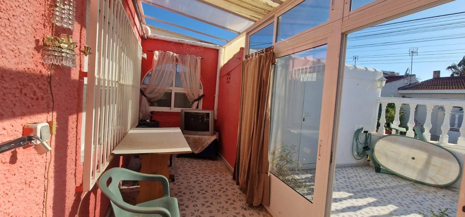 2 makuuhuone Bungalow myytävänä paikassa Torrevieja - 114 900 € (Ref: 9318010)