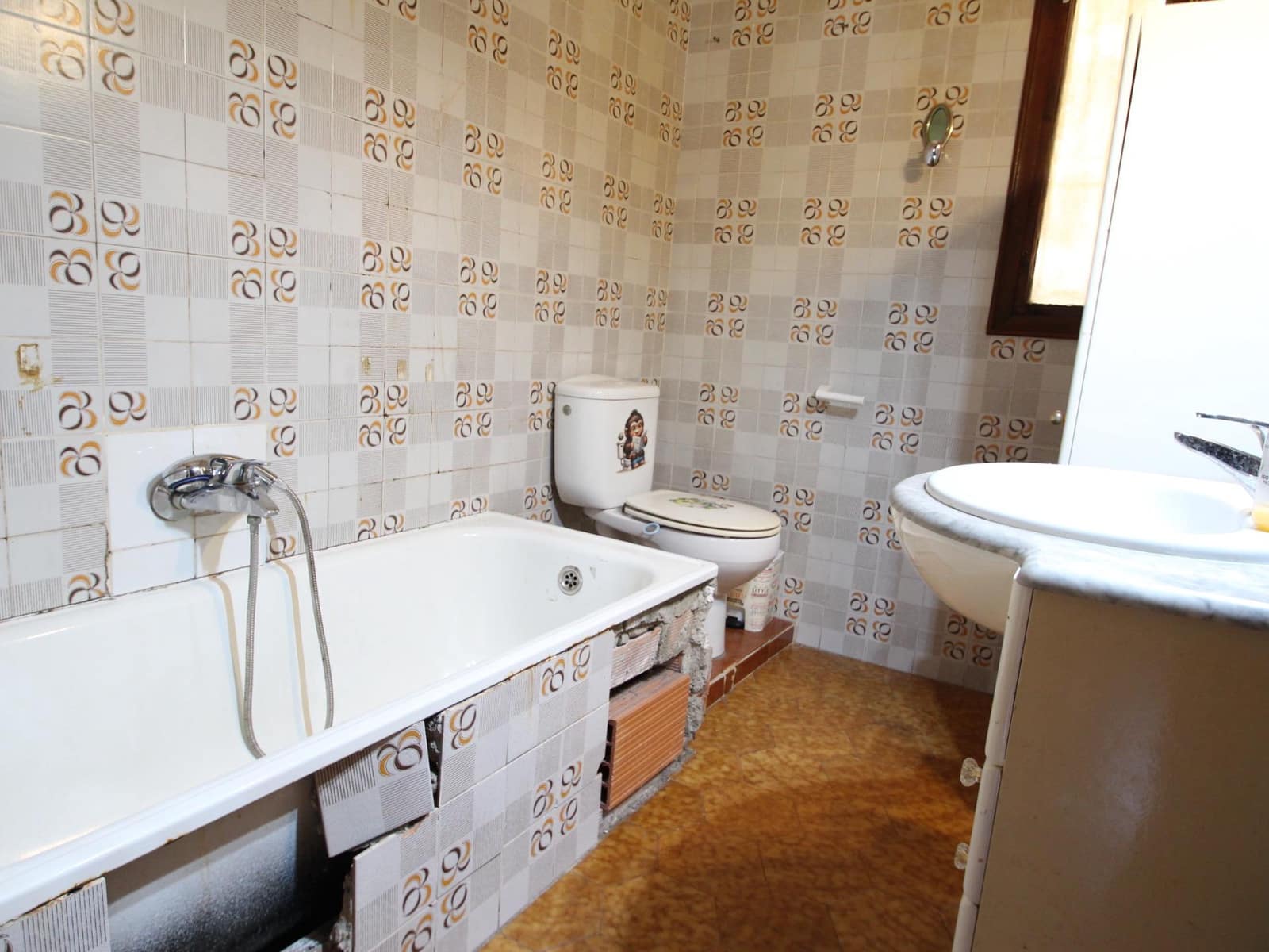 3 makuuhuone Huvila myytävänä paikassa Torrevieja mukana 
autotalli - 299 900 € (Ref: 9330852)