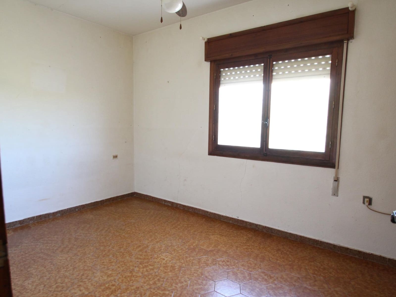 3 makuuhuone Huvila myytävänä paikassa Torrevieja mukana 
autotalli - 299 900 € (Ref: 9330852)