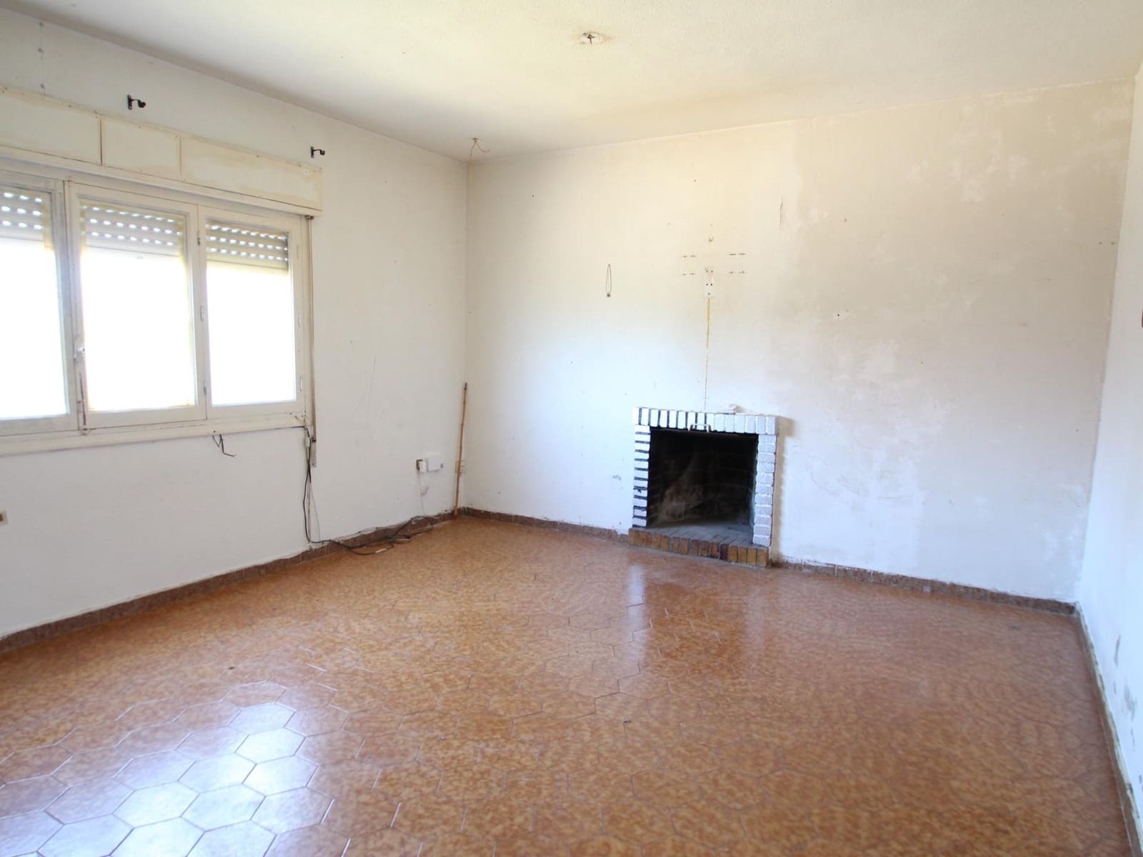 3 makuuhuone Huvila myytävänä paikassa Torrevieja mukana 
autotalli - 299 900 € (Ref: 9330852)