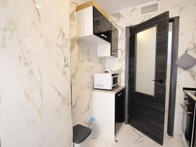 3 makuuhuone Huoneisto myytävänä paikassa Playa del Acequión, Torrevieja - 194 500 € (Ref: 9337863)