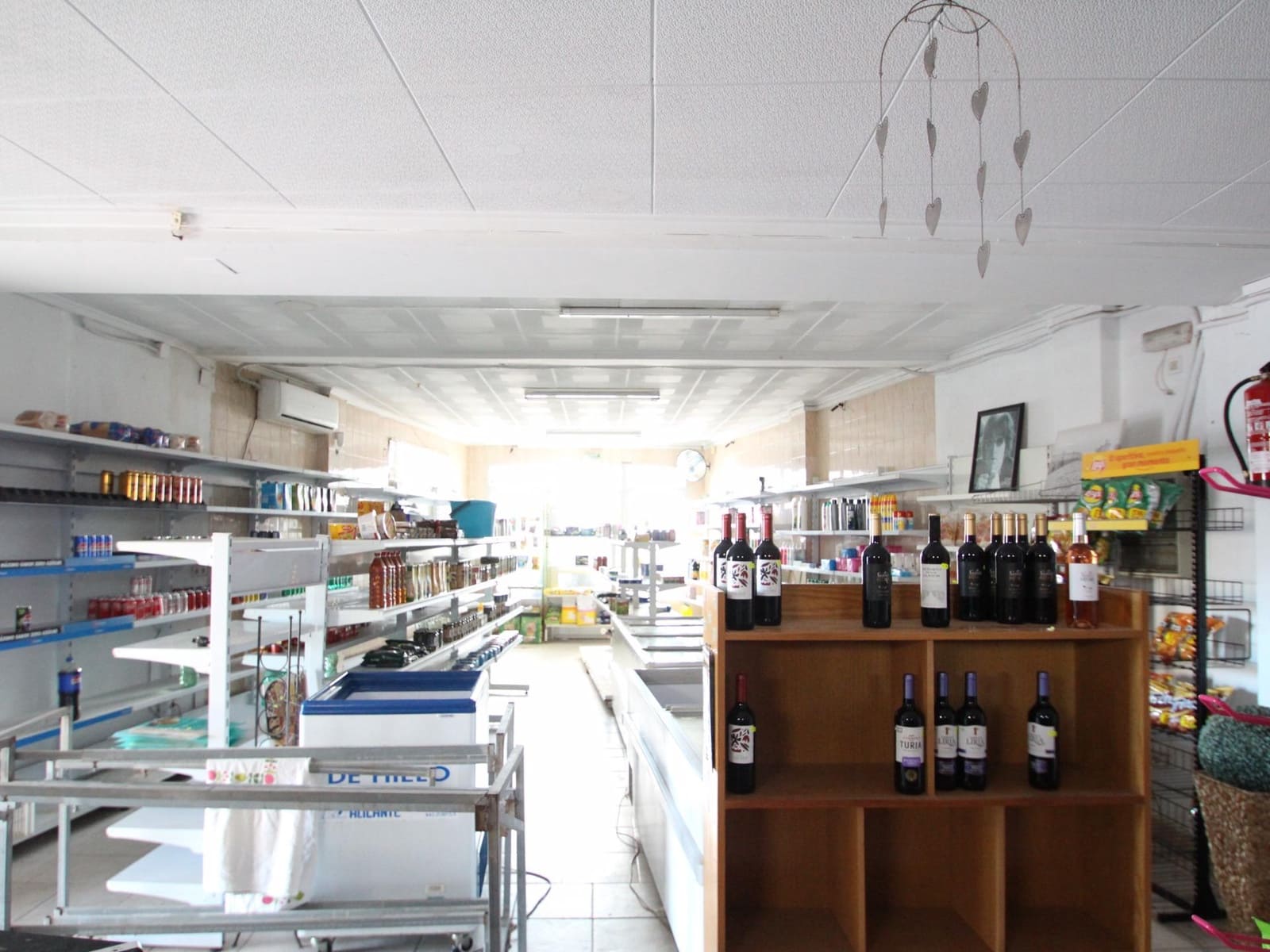 Commercial for sale in Torrevieja - € 129,900 (Ref: 9367390)
