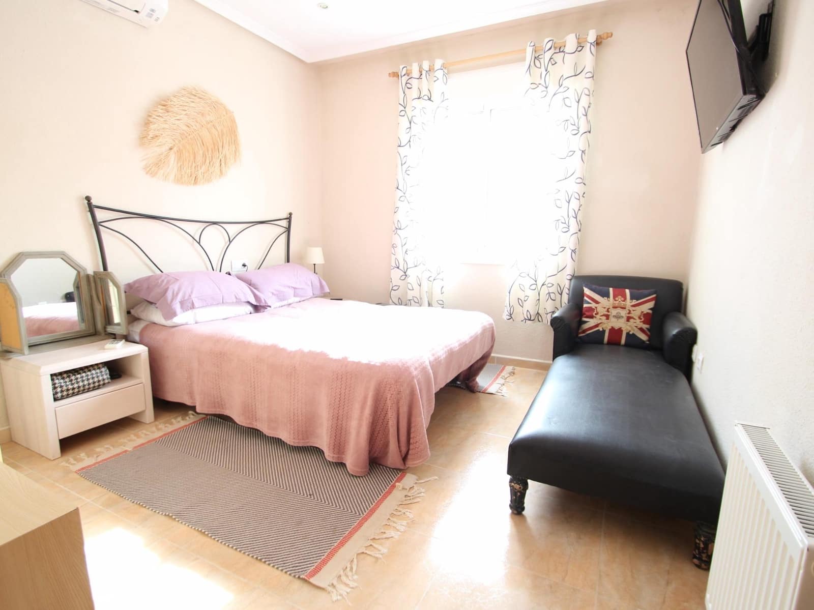 4 camera da letto Villa in vendita in La Siesta con piscina garage - 389.900 € (Rif: 9385487)