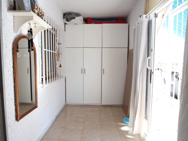 Bungalow de 2 habitaciones en La Siesta, Torrevieja en venta - 134.900 € (Ref: 9390577)