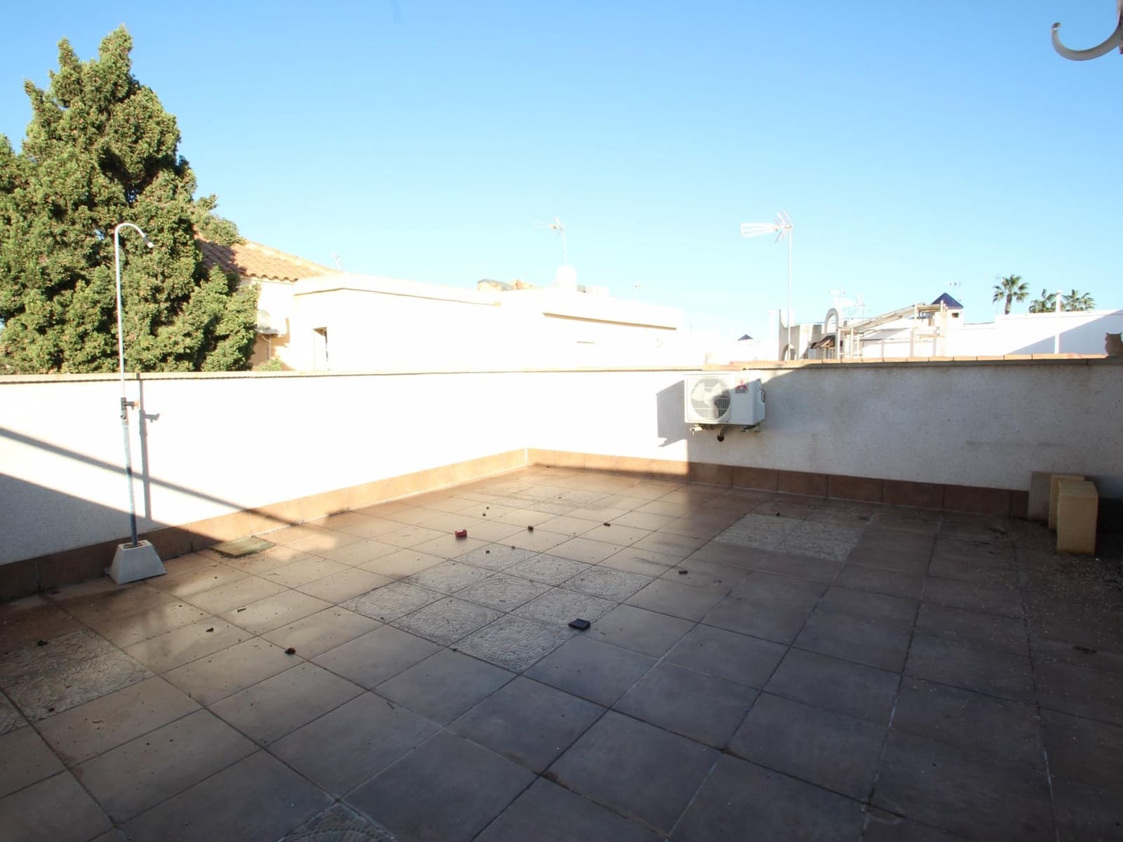 2 chambre Bungalow à vendre à Torrevieja avec piscine - 149 900 € (Ref: 9403289)