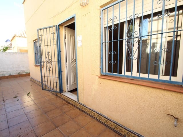 2 soveværelse Bungalow til leje i Torrevieja med swimmingpool - € 900 (Ref: 9403289)