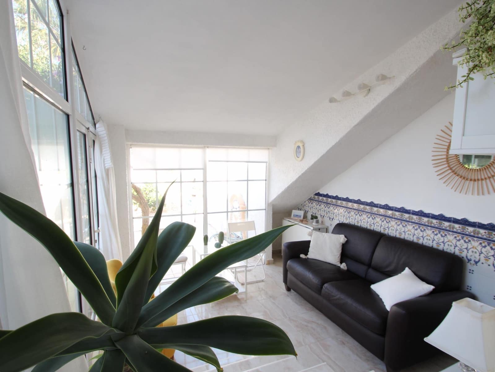 Chalet de 3 habitaciones en San Luis en venta con piscina garaje - 349.900 € (Ref: 9419608)