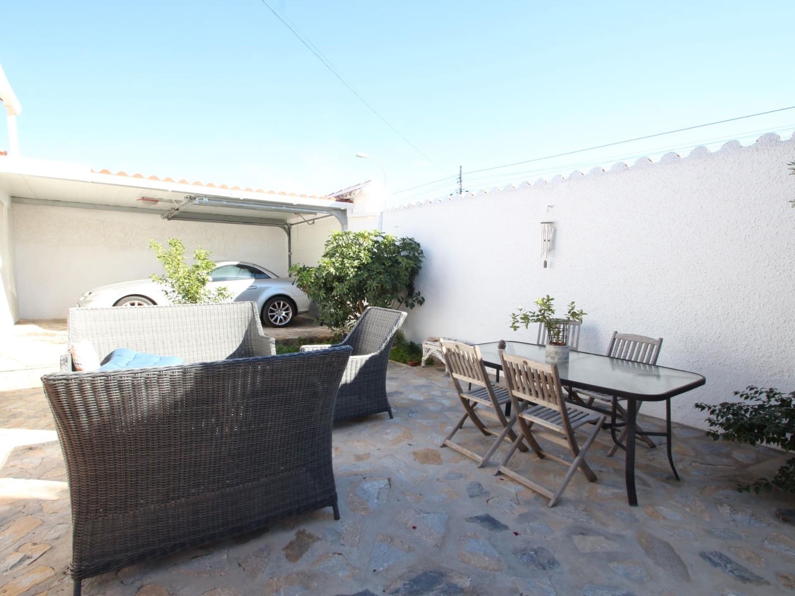 Chalet de 3 habitaciones en San Luis en venta con piscina garaje - 349.900 € (Ref: 9419608)