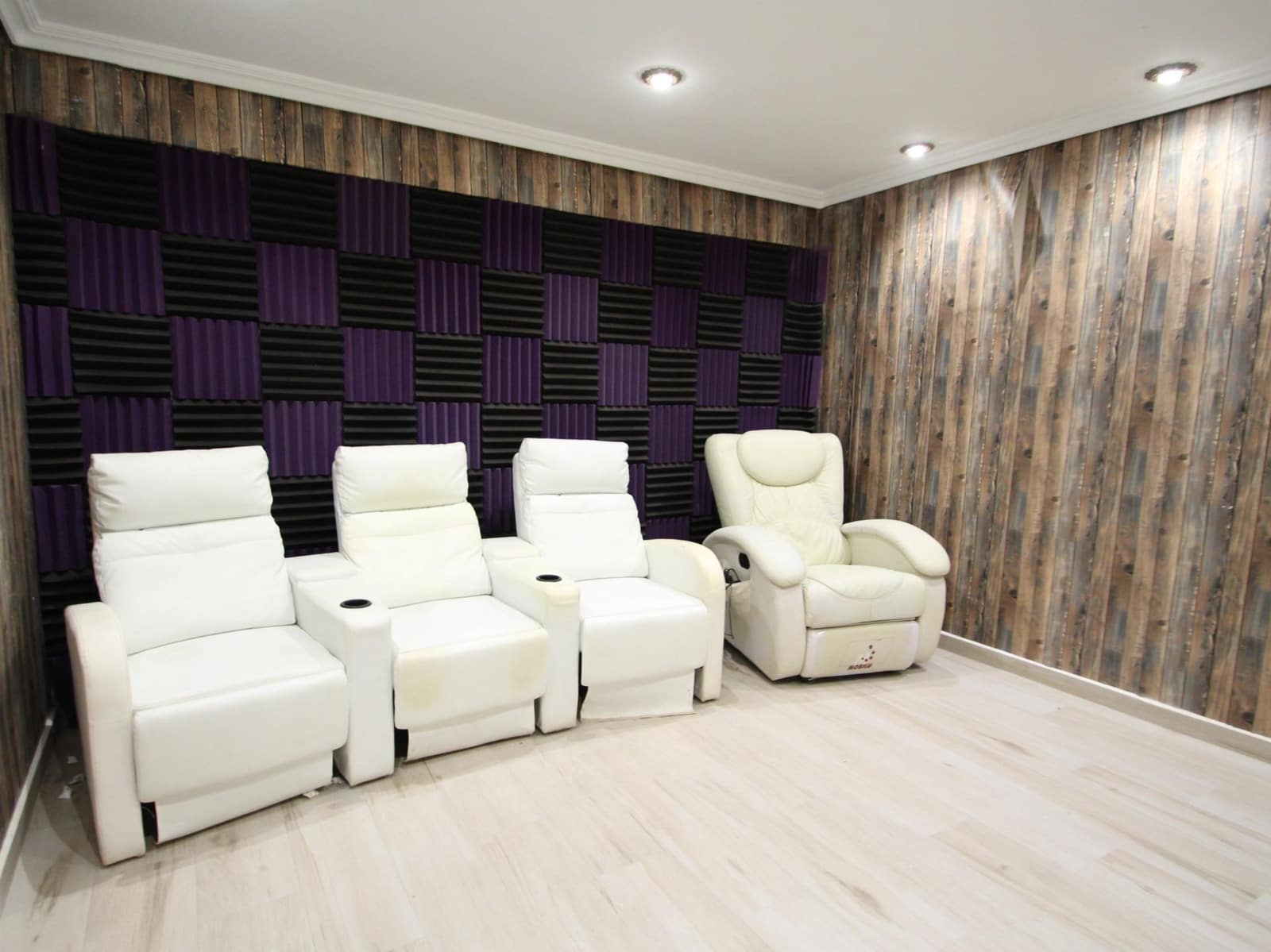 5 chambre Villa/Maison à vendre à El Chaparral avec piscine garage - 688 900 € (Ref: 9422305)