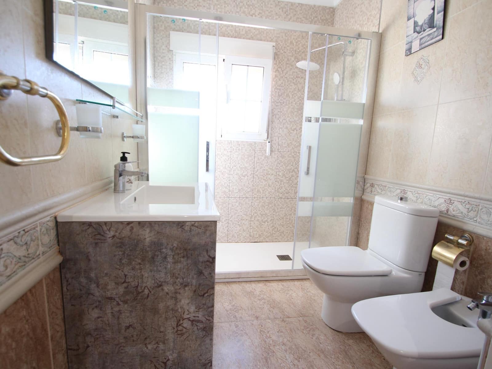 5 chambre Villa/Maison à vendre à El Chaparral avec piscine garage - 688 900 € (Ref: 9422305)