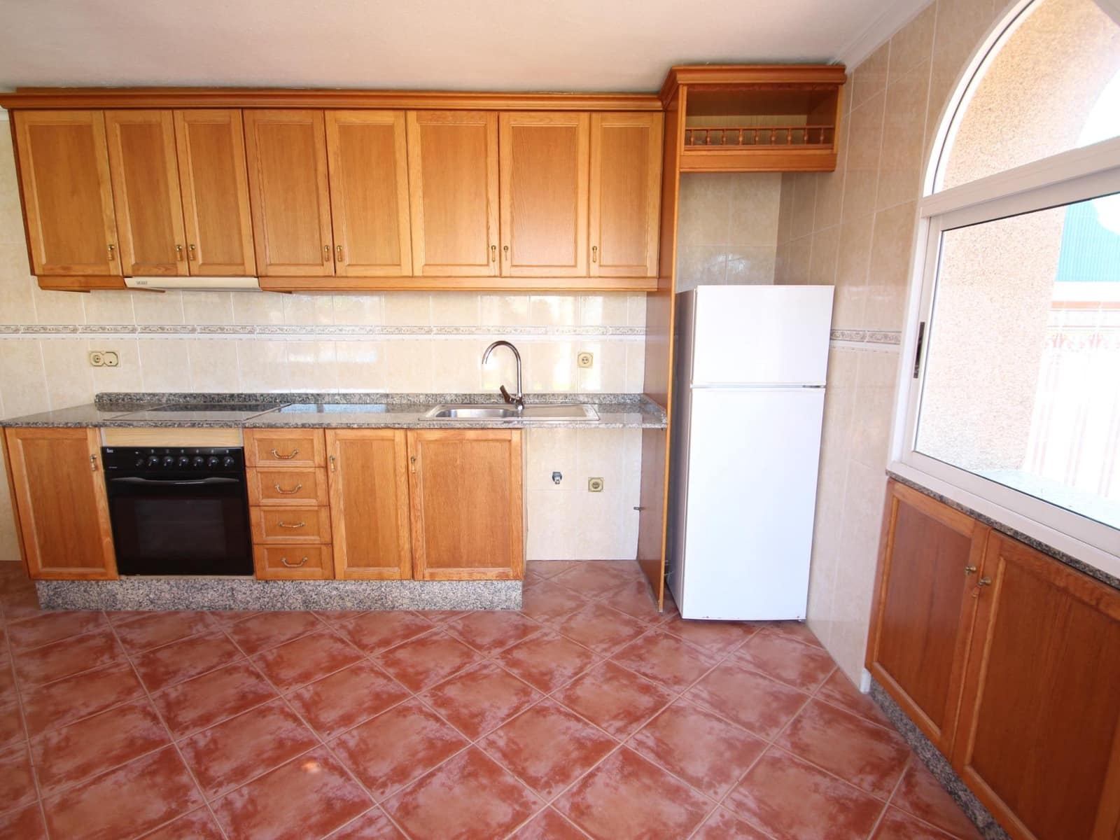 5 chambre Villa/Maison à vendre à El Chaparral avec piscine garage - 688 900 € (Ref: 9422305)